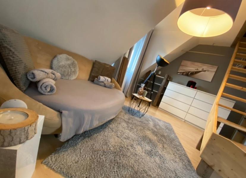 Schoenes Zimmer In Einfamilienhaus In Ruhiger Lage Daire Ober-Ramstadt Dış mekan fotoğraf